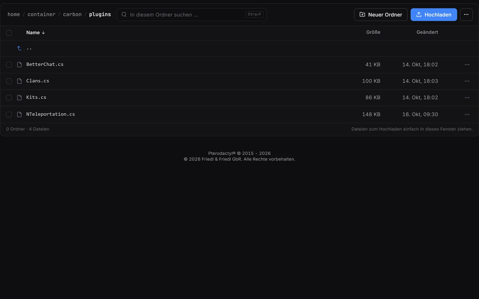 Gameserver-panel, filhåndtering: Mapper og filer på en eksempelserver med søgning, flervalg og upload.